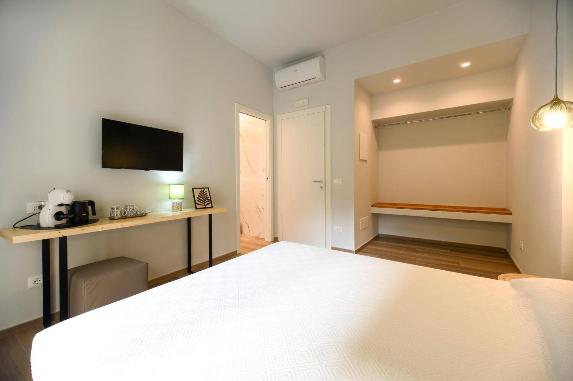 Bianca Elegance Rooms Специя Экстерьер фото