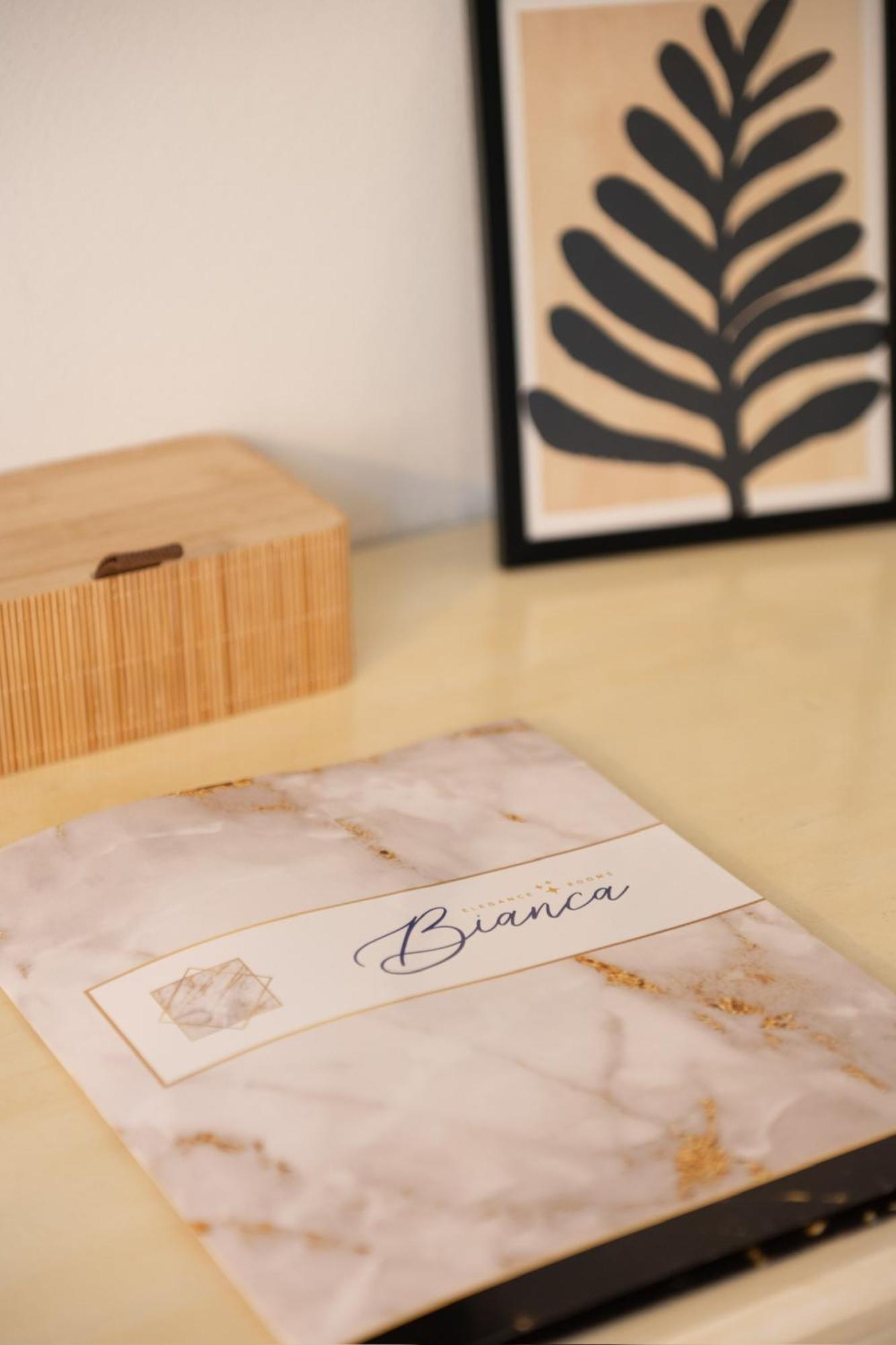 Bianca Elegance Rooms Специя Экстерьер фото